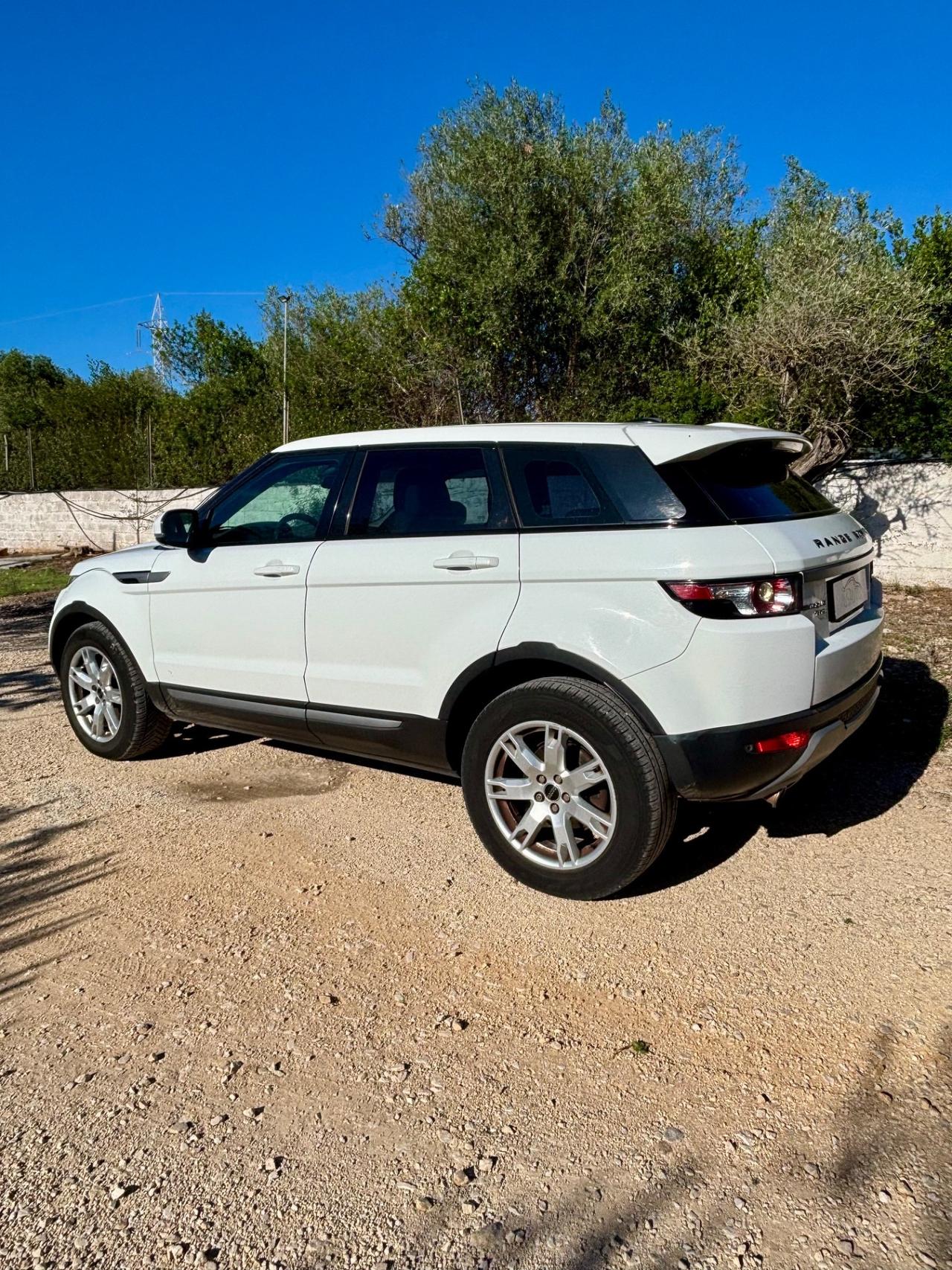 Land Rover Range Evoque 2.2 TD4 5p. Prestige
