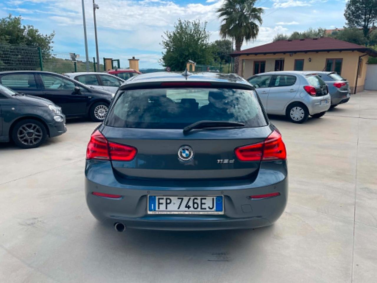 Bmw 118 118d 5p. Business