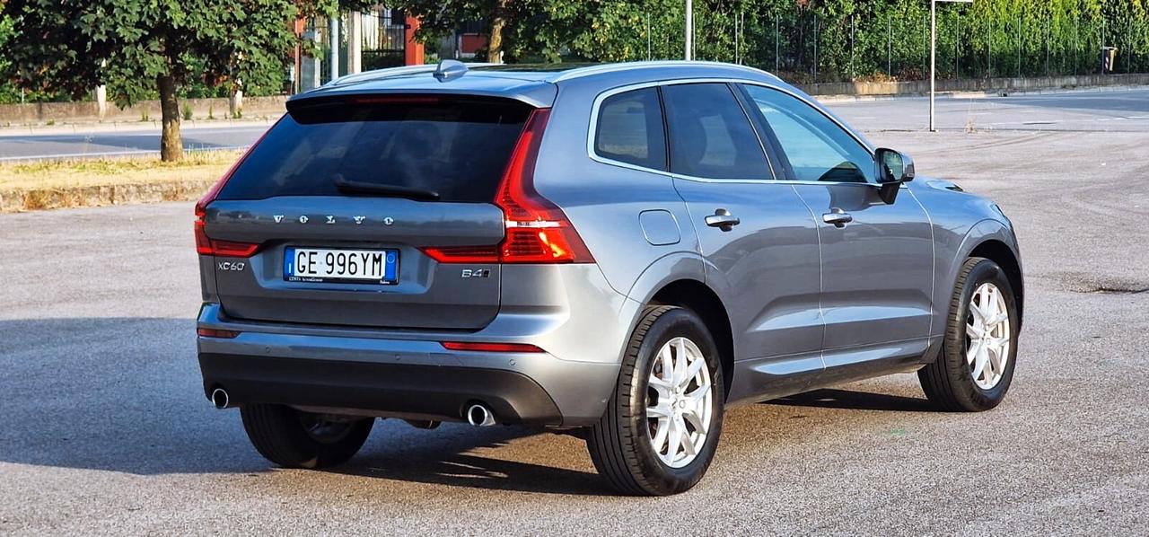 Volvo XC 60 XC60 B4 (d) AWD Geartronic Momentum Pro