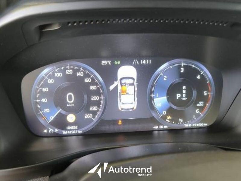 Volvo XC40 D3 150 CV AWD Automatica NAVI LED Business