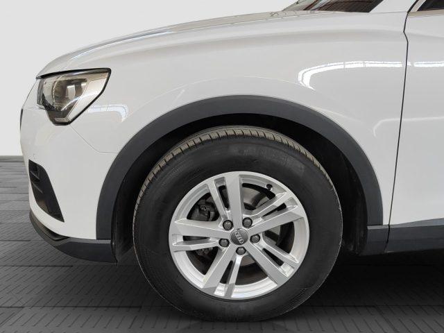 AUDI Q3 Q3 35 TFSI S tronic Business