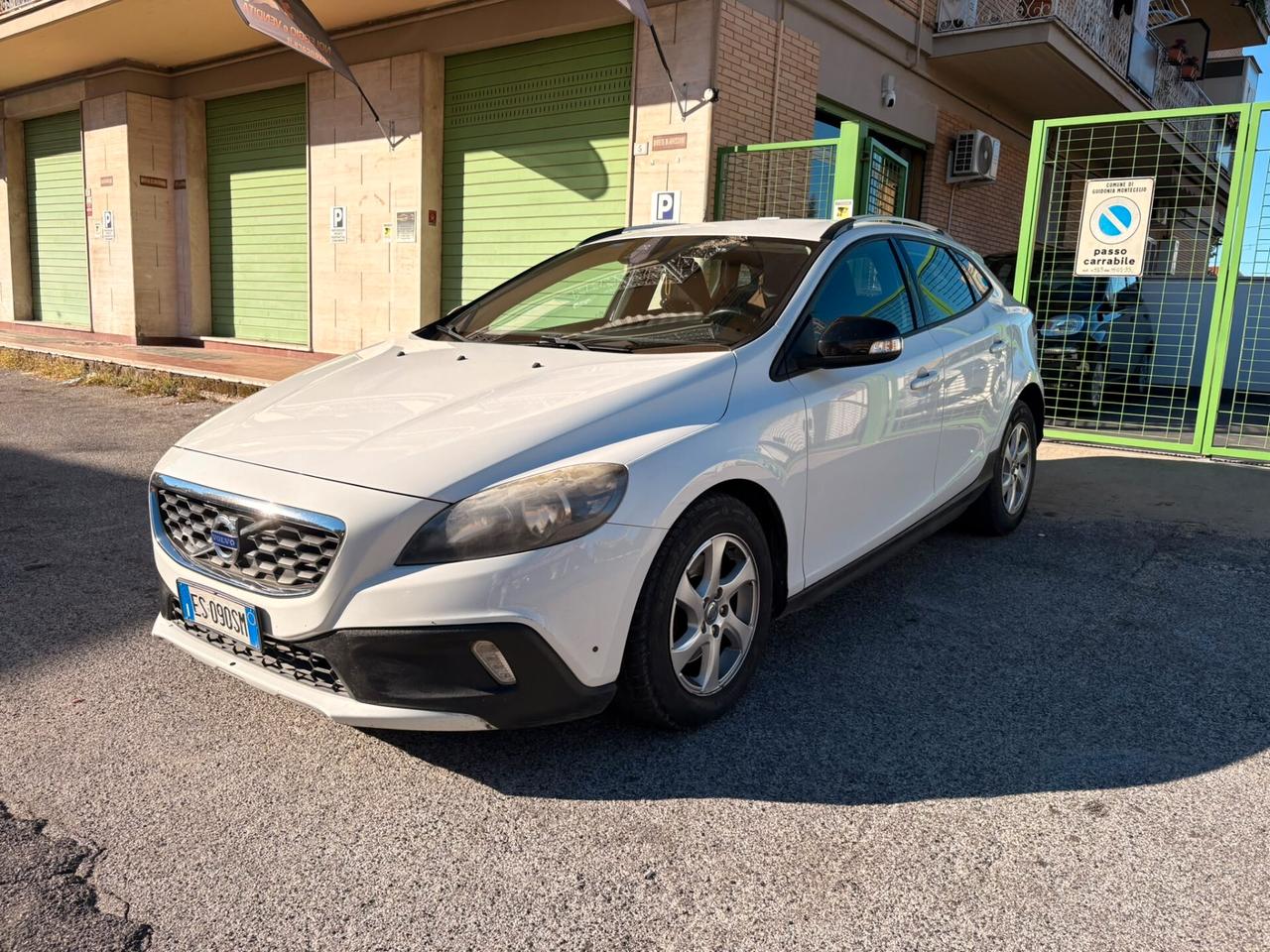 Volvo V40 Cross Country D2 1.6 Summum - SUPERPREZZO
