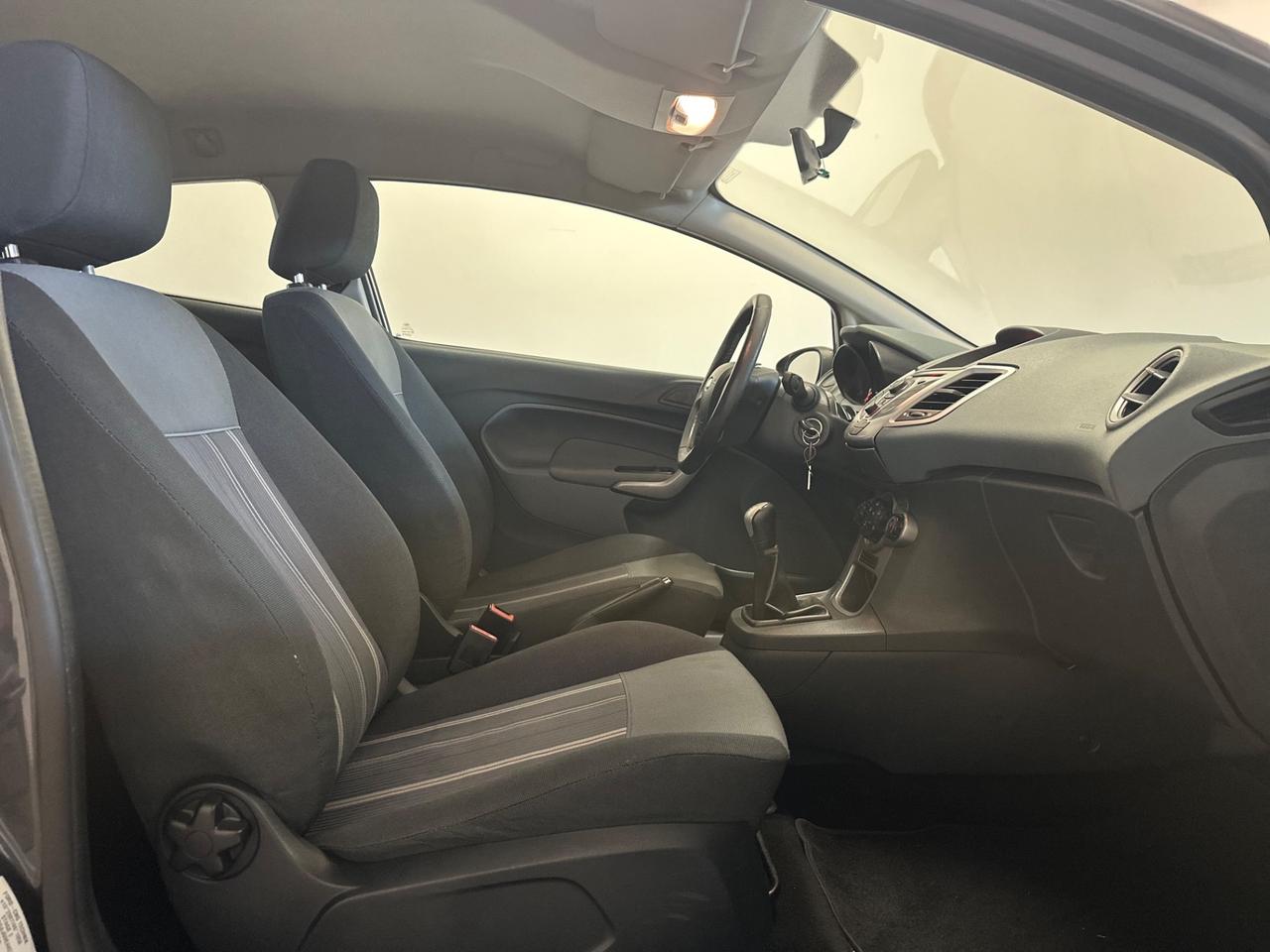 Ford Fiesta 1.4 3 porte Bz.- GPL Titanium NEOPATENTATI