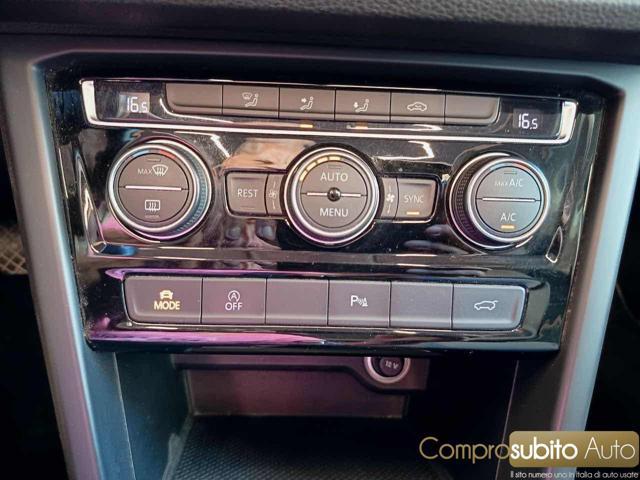 VOLKSWAGEN Touran 1.6 TDI 115 CV SCR DSG Executive BlueMotion Tech.