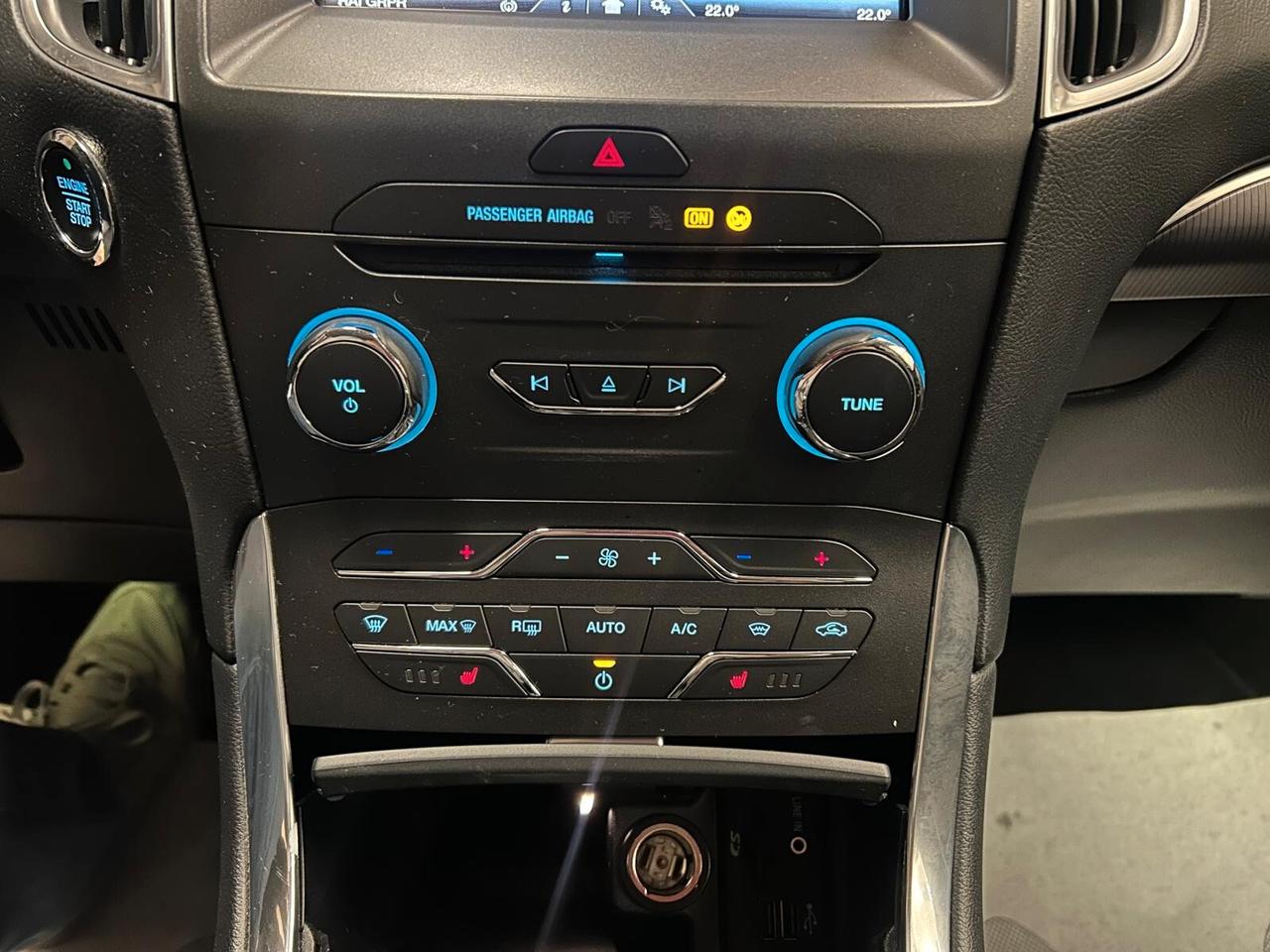 Ford Galaxy 2.0 TDCi Bi Turbo 210CV 7 POSTI 125.000 KM