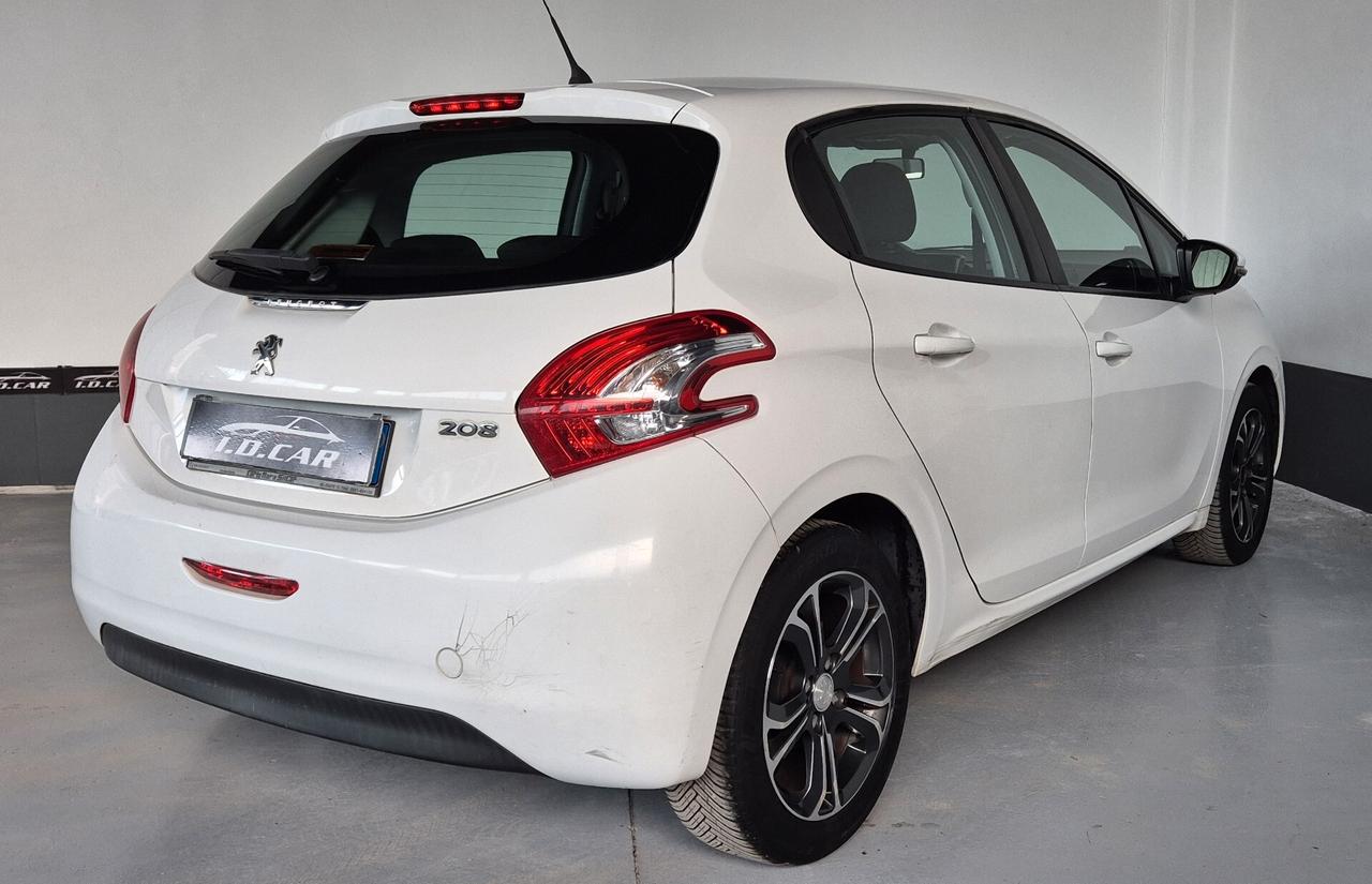 Peugeot 208 PureTech 82 5 porte Allure