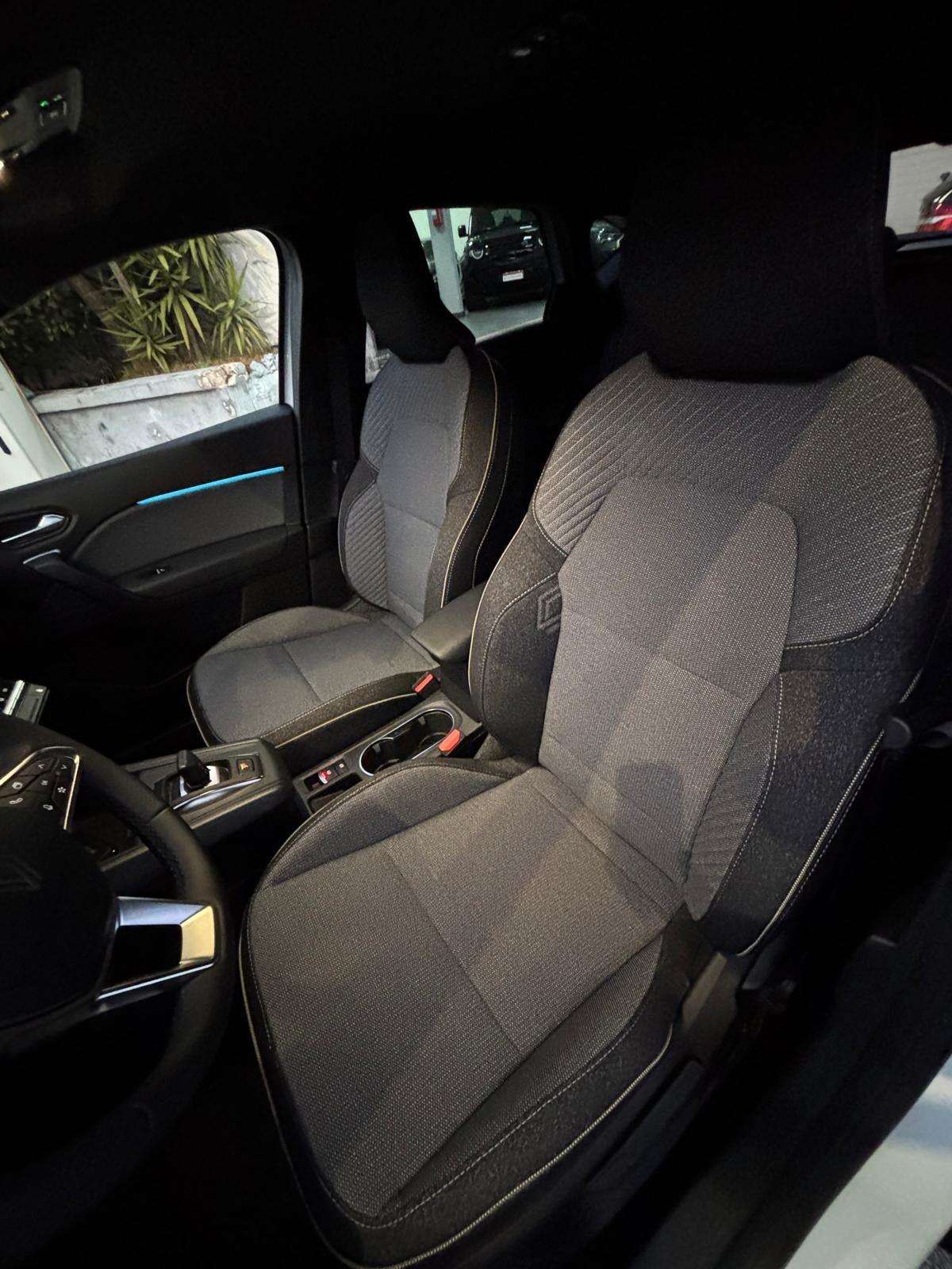 Renault Captur Techno Full 1.8 Hybrid E - Tech