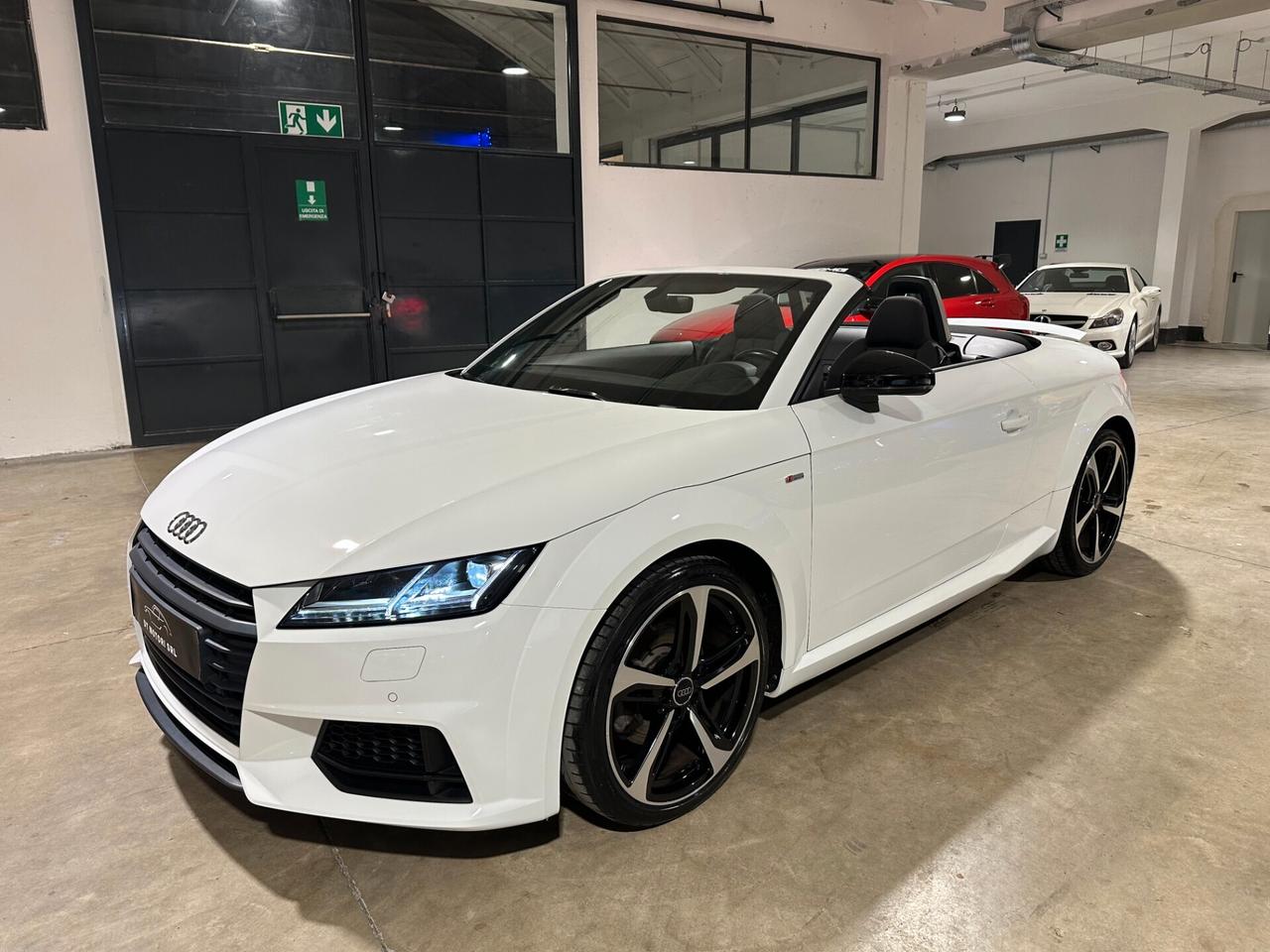 Audi TT Roadster 1.8 TFSI S tronic line CABRIO -CERCHI 19' RS