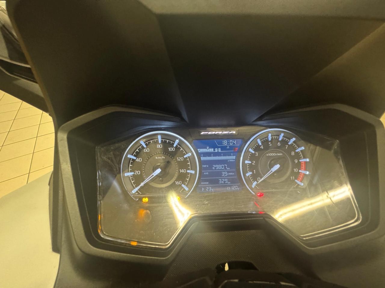Honda Forza 350 GARANZIA HONDA FINO AL 01/2030