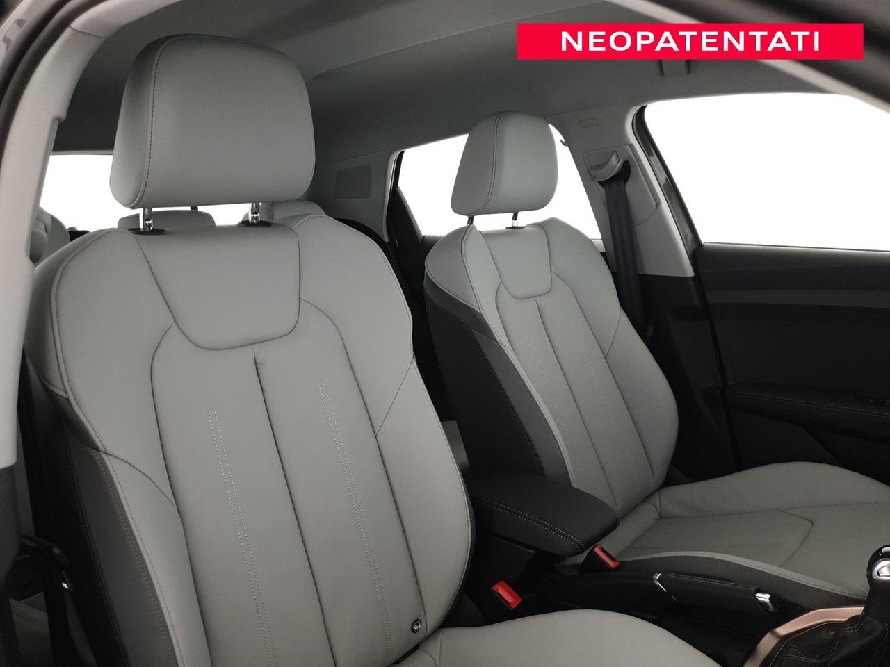 Allstreet 30TFSI 116CV S tronic Identity Contrast