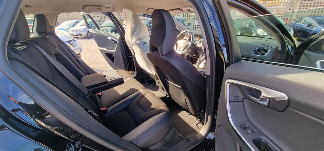 Volvo V60 D3 Geartronic Summum 2012 CRONO CASA MADRE