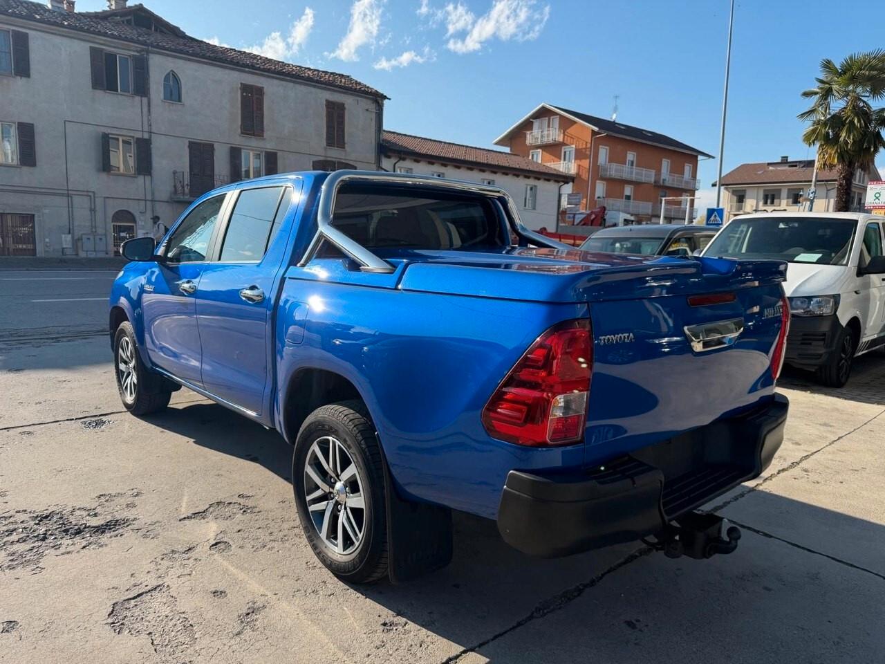 Toyota Hilux 2.4 D-4D 4WD 4 porte Double Cab Comfort