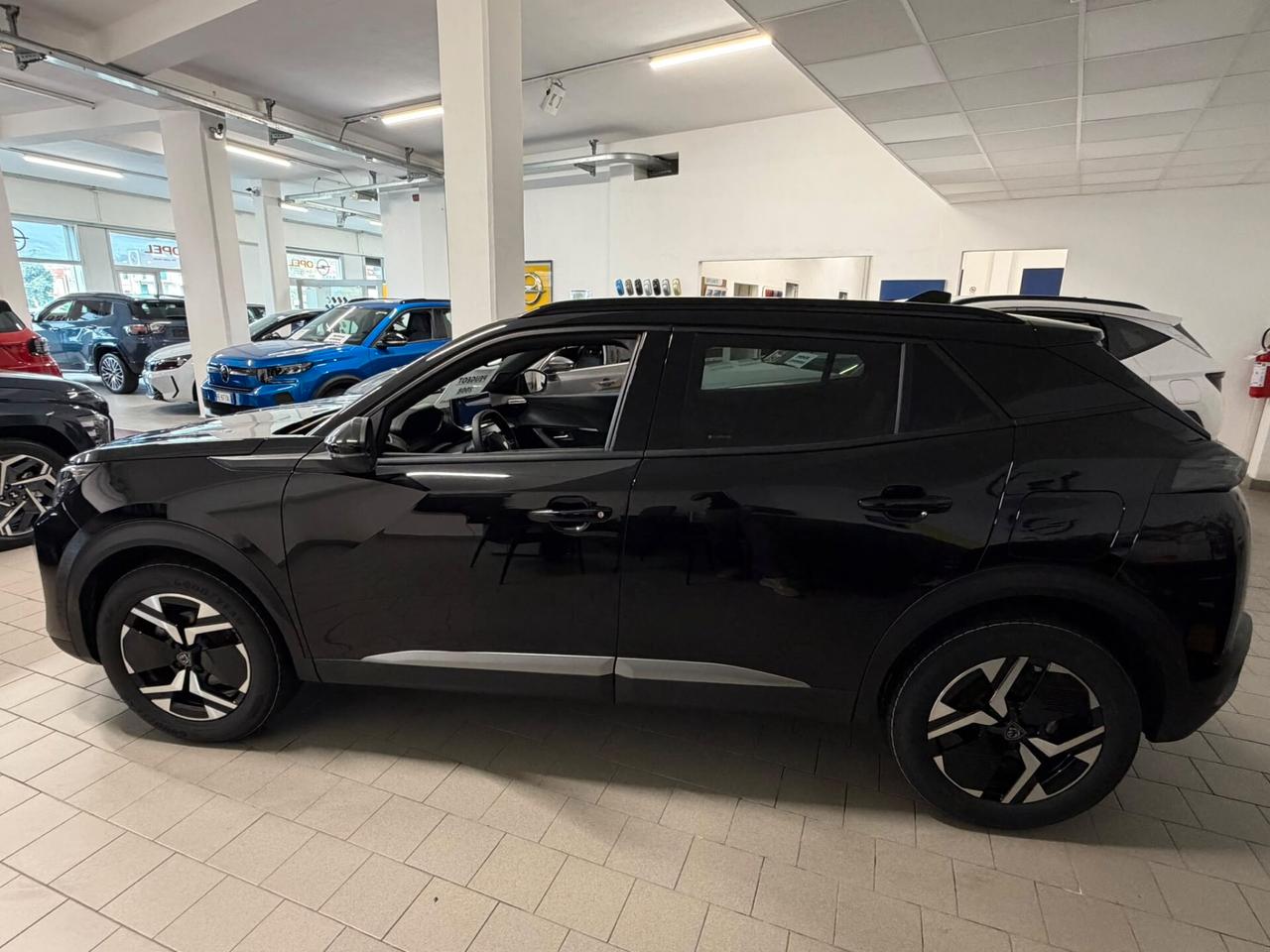 Peugeot 2008 KMZERO BENZINA MANUALE A CATENA