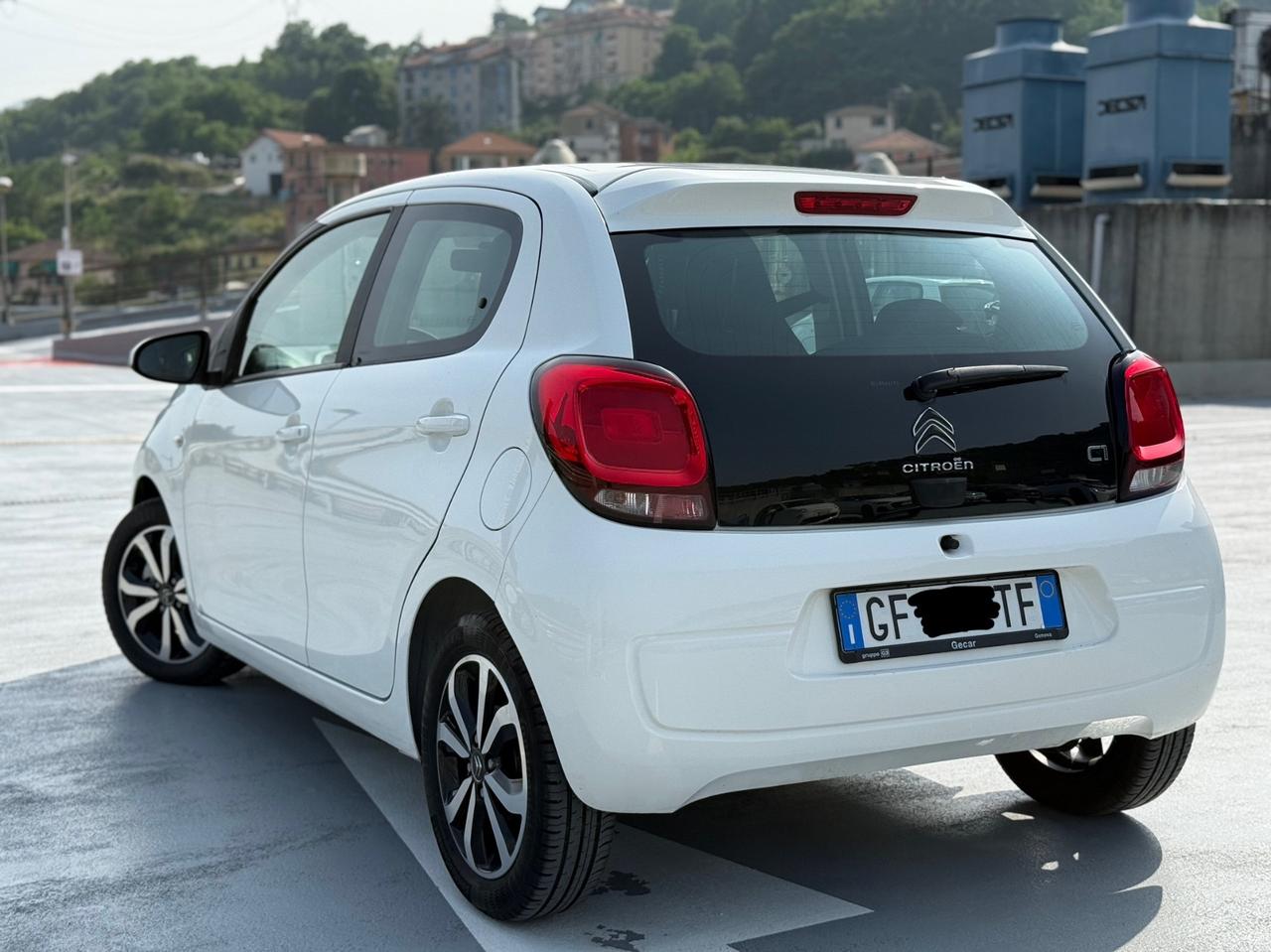 Citroen C1 VTi 72 Cv pronta consegna soli 400 km
