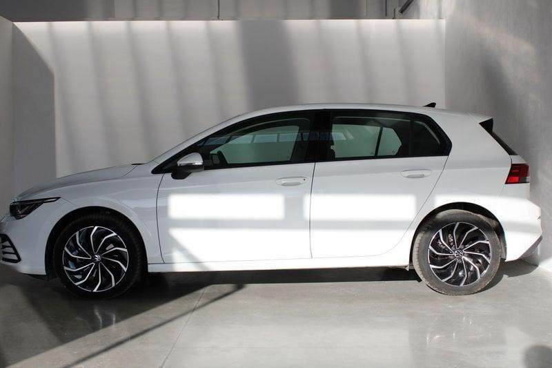 Volkswagen Golf 8 serie 1.0 TSI EVO Life