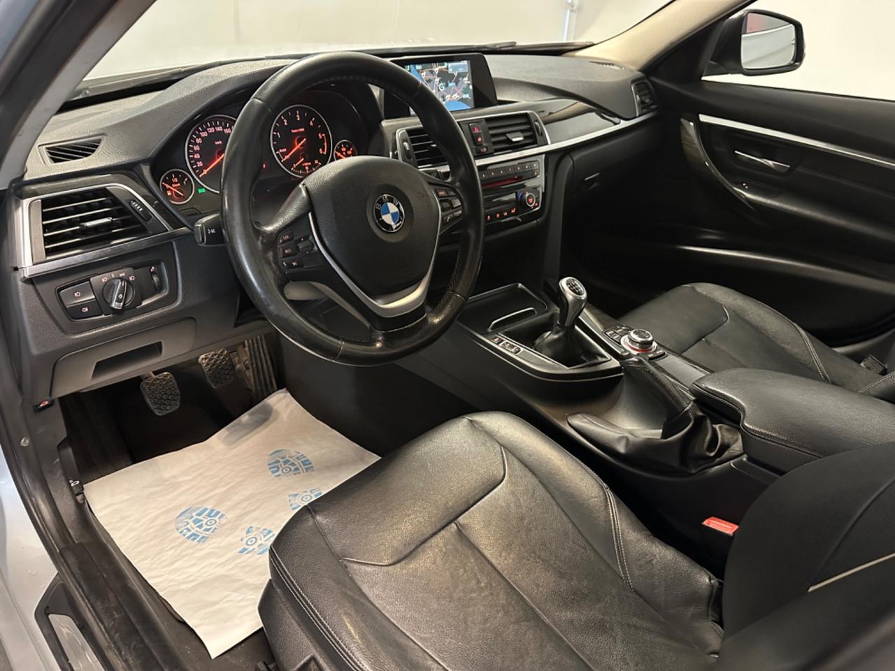 BMW 318D TOURING 150CV LUXURY FULL NAVI PELLE LED UNIPRO