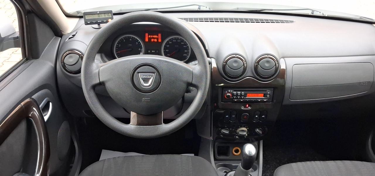 Dacia Duster 1.6 Lauréate Gancio traino