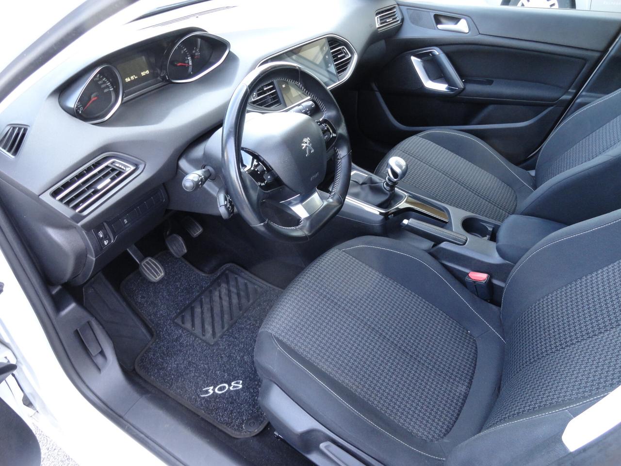 Peugeot 308 PureTech Turbo 130 S&S SW Allure