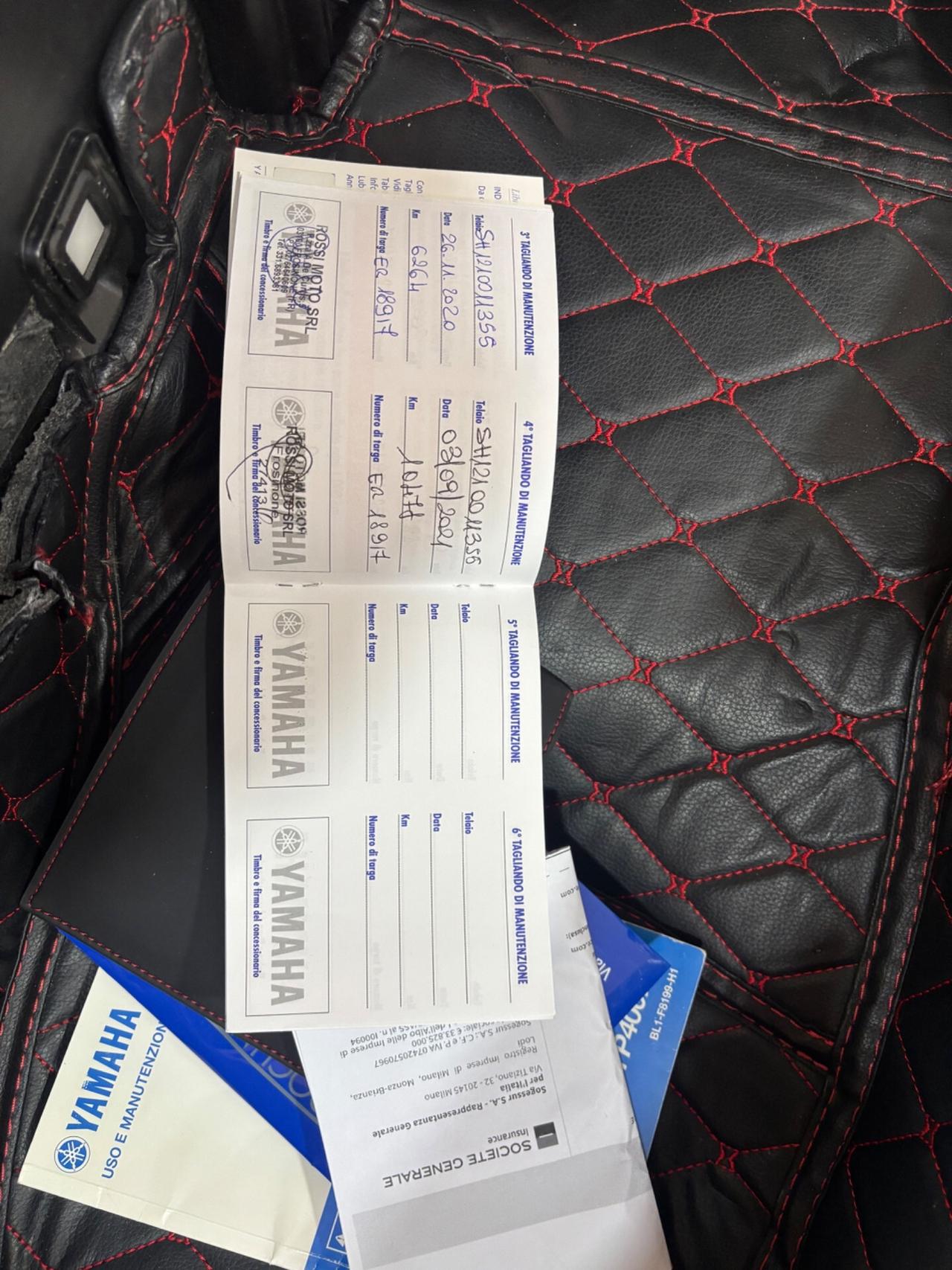 Yamaha X-Max 400 adenture