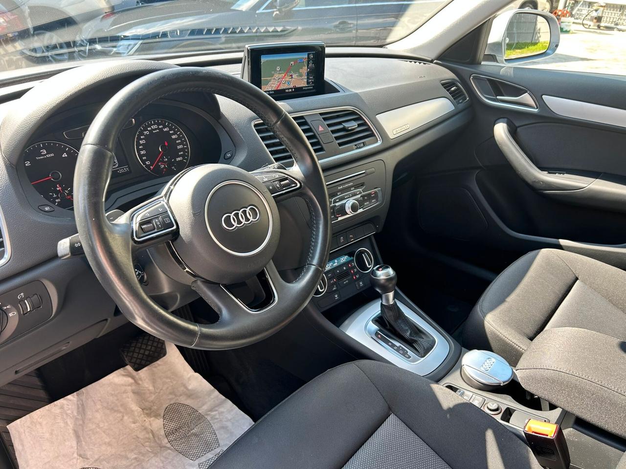 Audi Q3 2.0 TDI 150 CV quattro S tronic Business NAVI LED PDC