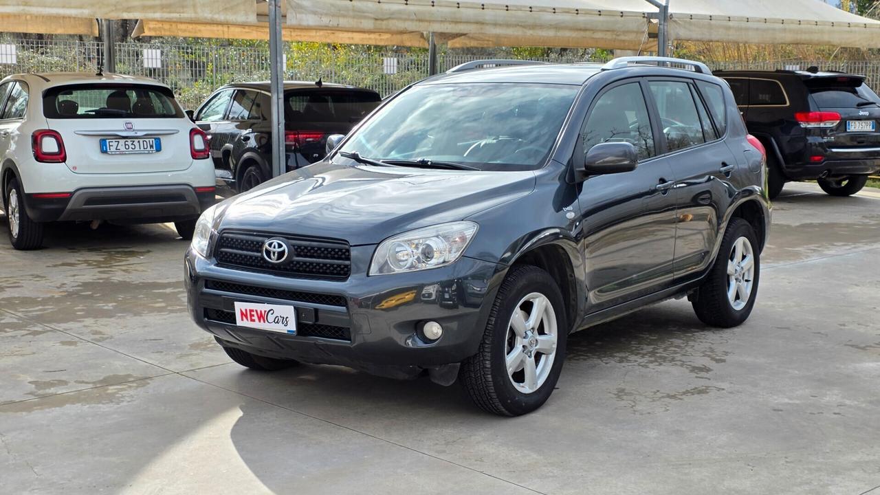 Toyota RAV 4 RAV4 2.2 D-4D 136 CV Luxury