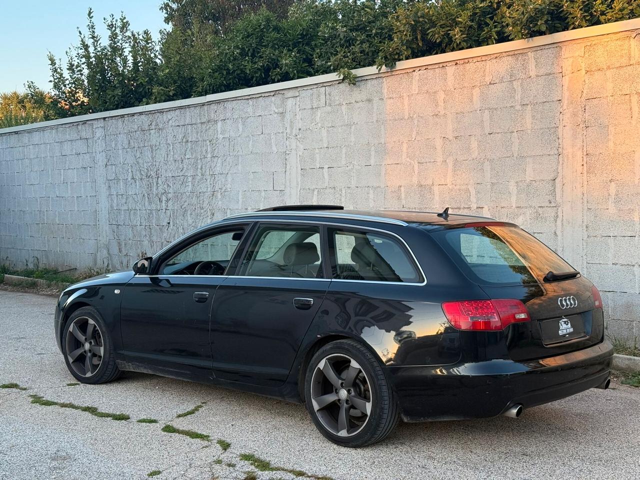Audi A6 3.0 V6 Quattro