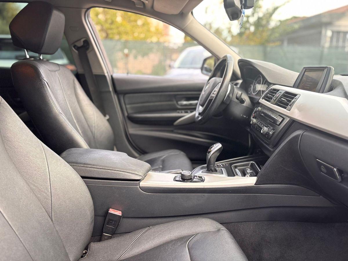 BMW - Serie 3 - 320d xDrive