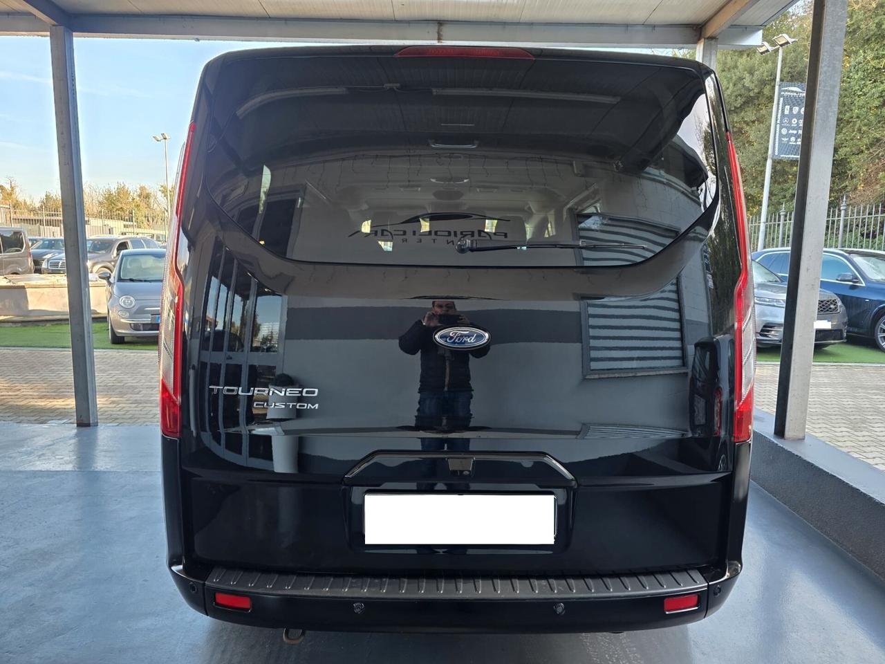 Ford Tourneo Custom 310 2.0 TDCi 170CV aut. PL Titanium