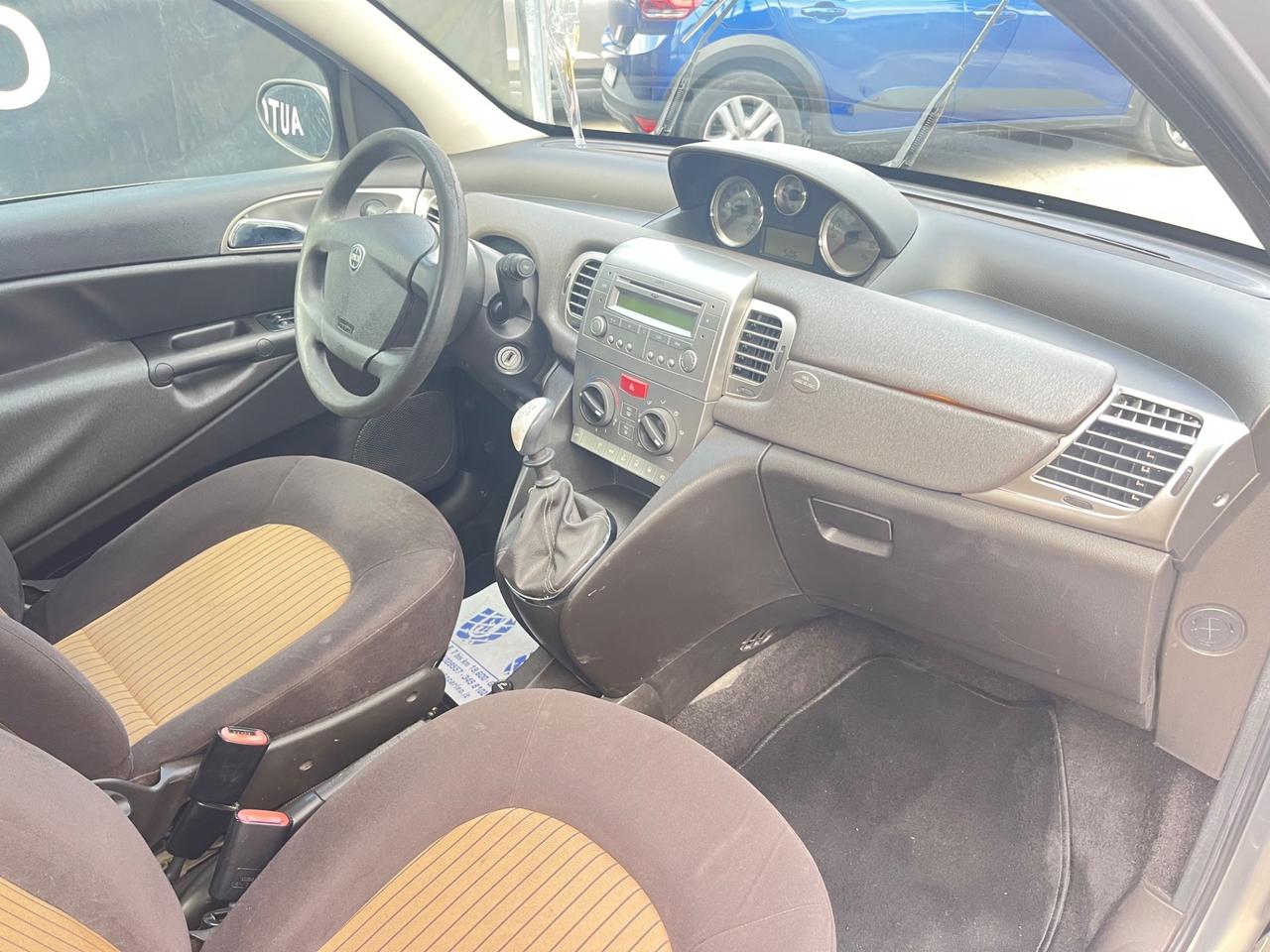 Lancia Ypsilon 1.2 benzina “perfetta”