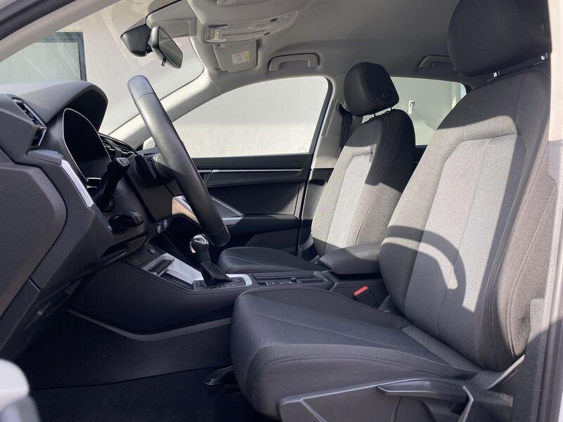 Audi Q3 Business 2.0 TDI 150CV S-Tronic 35