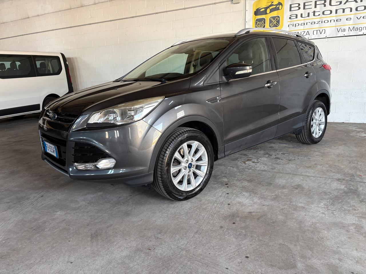 Ford Kuga 2.0 TDCI 150 CV 4WD 4x4 Cambio MANUALE