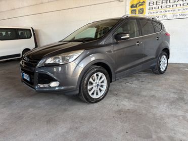 Ford Kuga 2.0 TDCI 150 CV 4WD 4x4 Cambio MANUALE