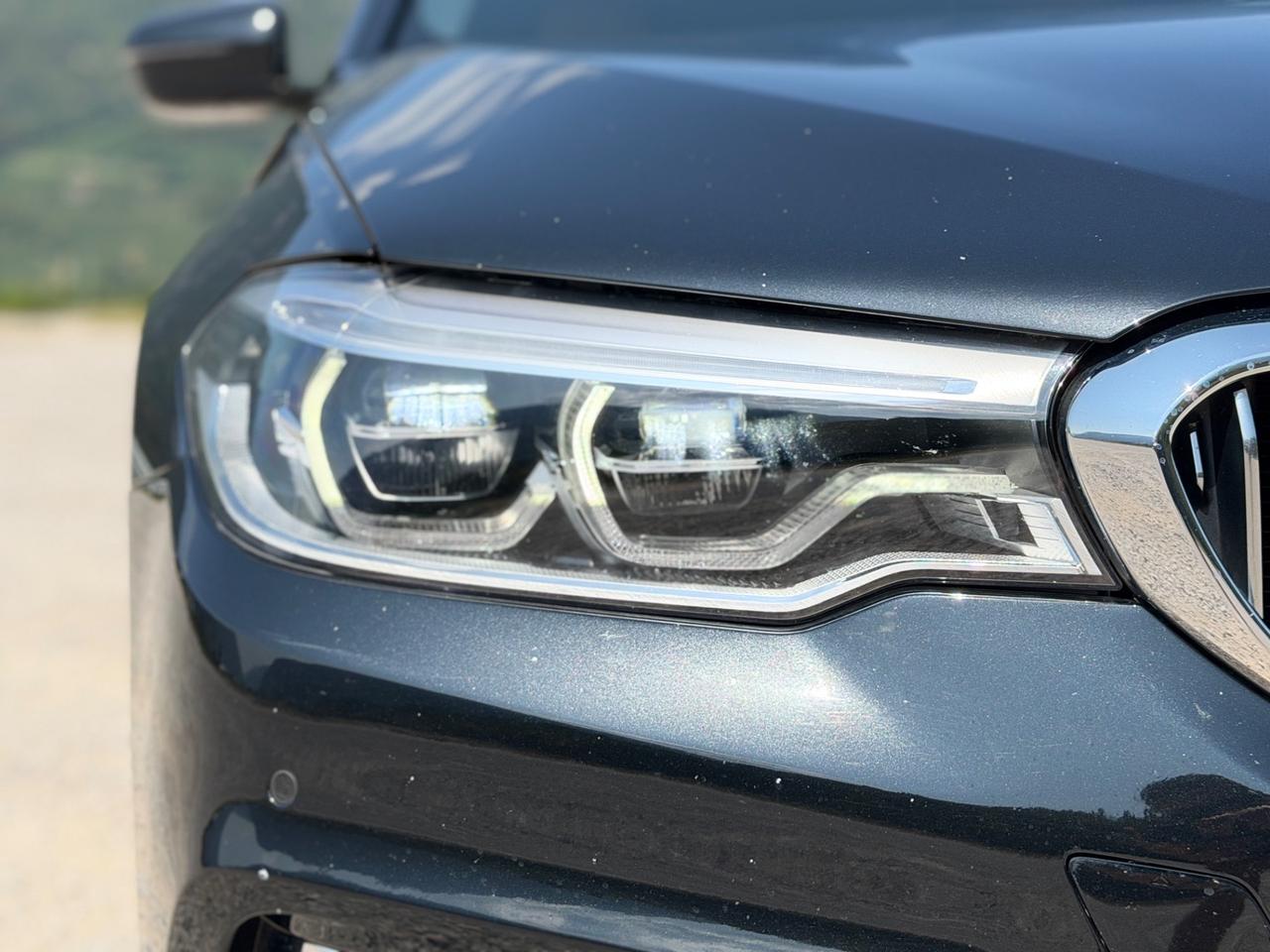 Bmw 520 520d Touring Luxury X-Drive