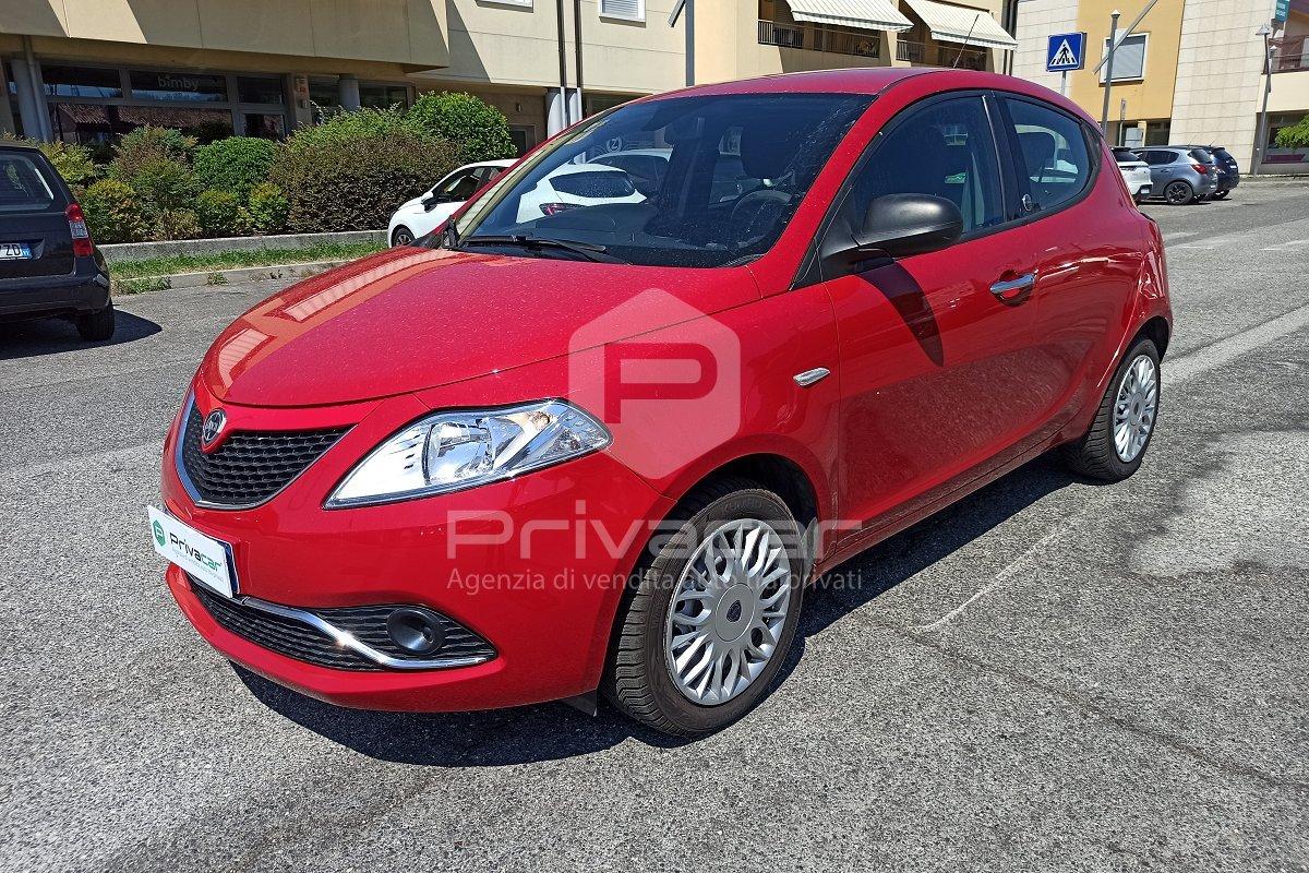 LANCIA Ypsilon 1.2 69 CV 5 porte GPL Ecochic Silver