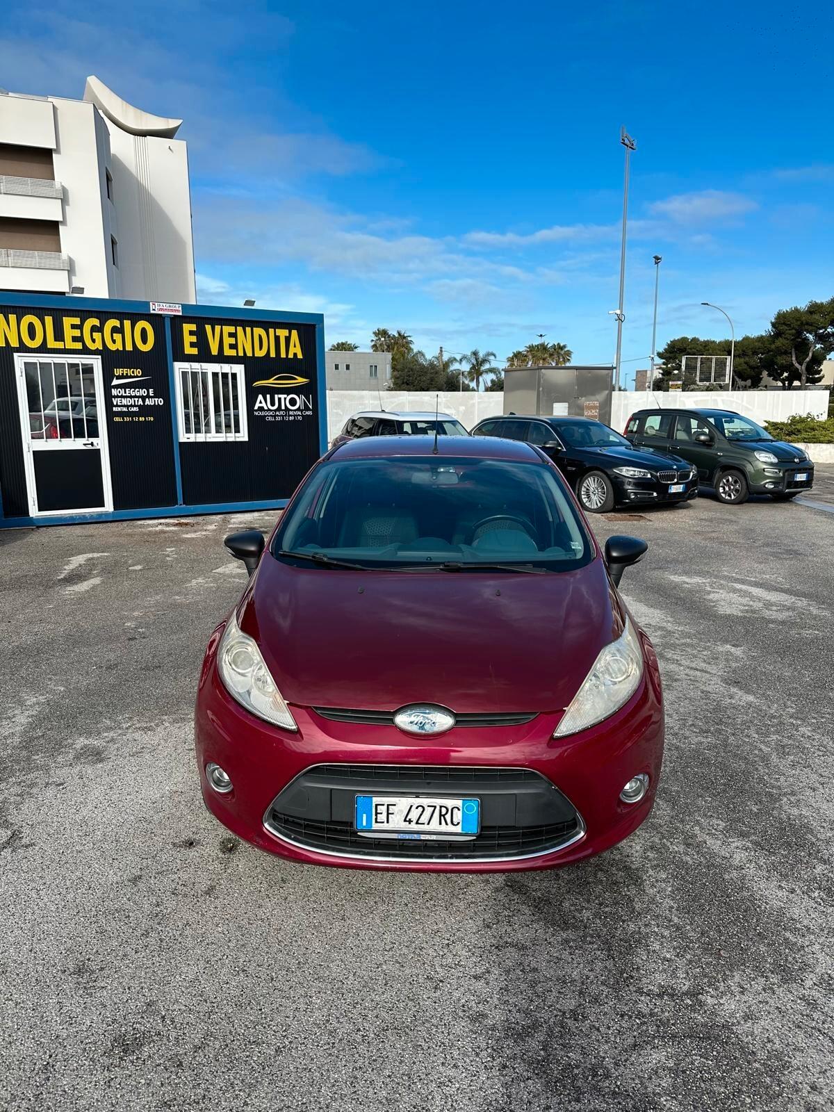 Ford Fiesta 1.4 5 porte Bz.- GPL Titanium