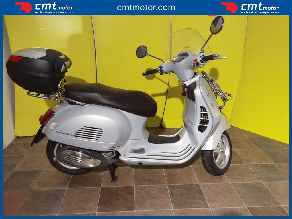 Vespa GTS 300 - 2016