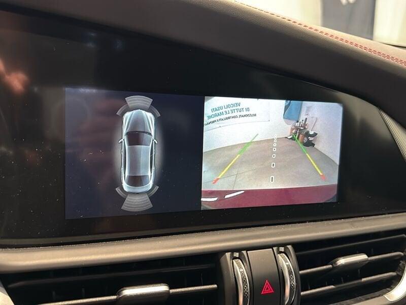 Alfa Romeo Giulia 2.0 T 280cv Competizione AT8 Q4
