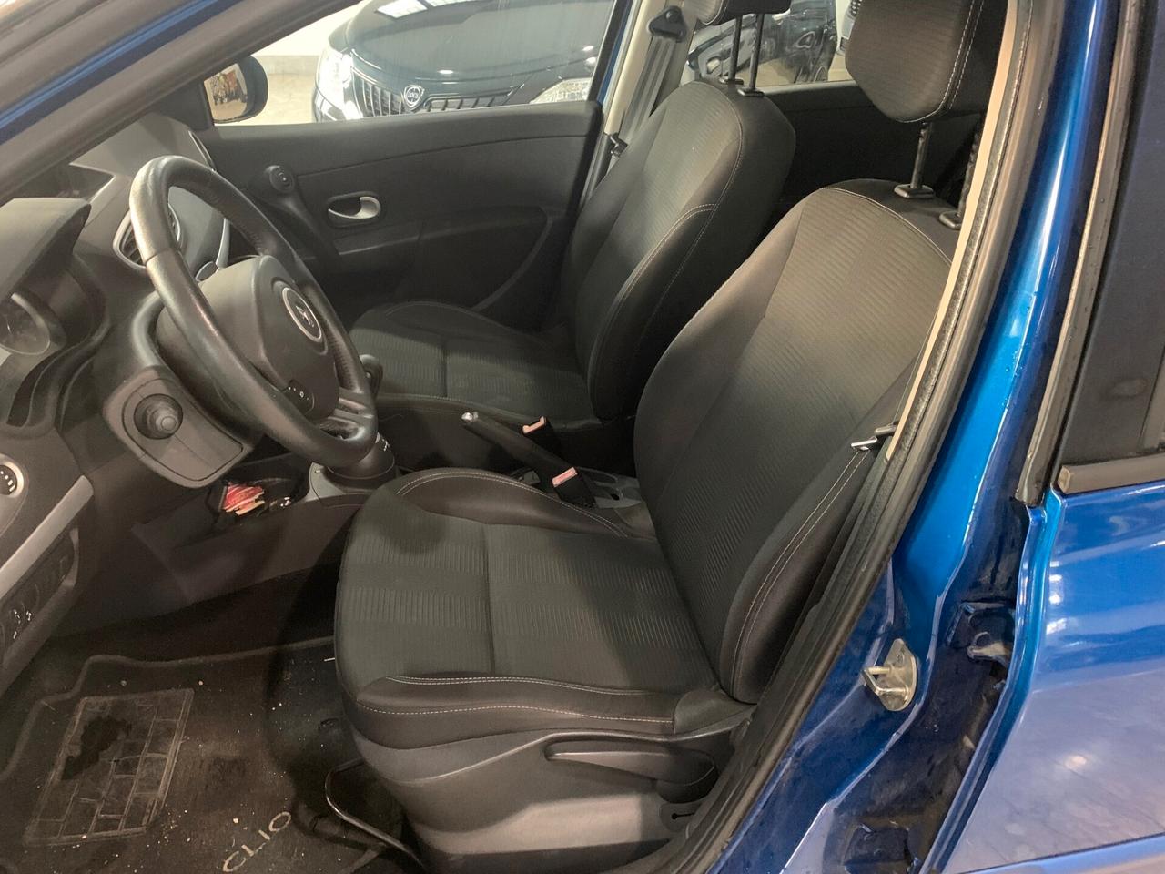 Renault Clio 1.2 16V 5 porte Automatica Dynamique