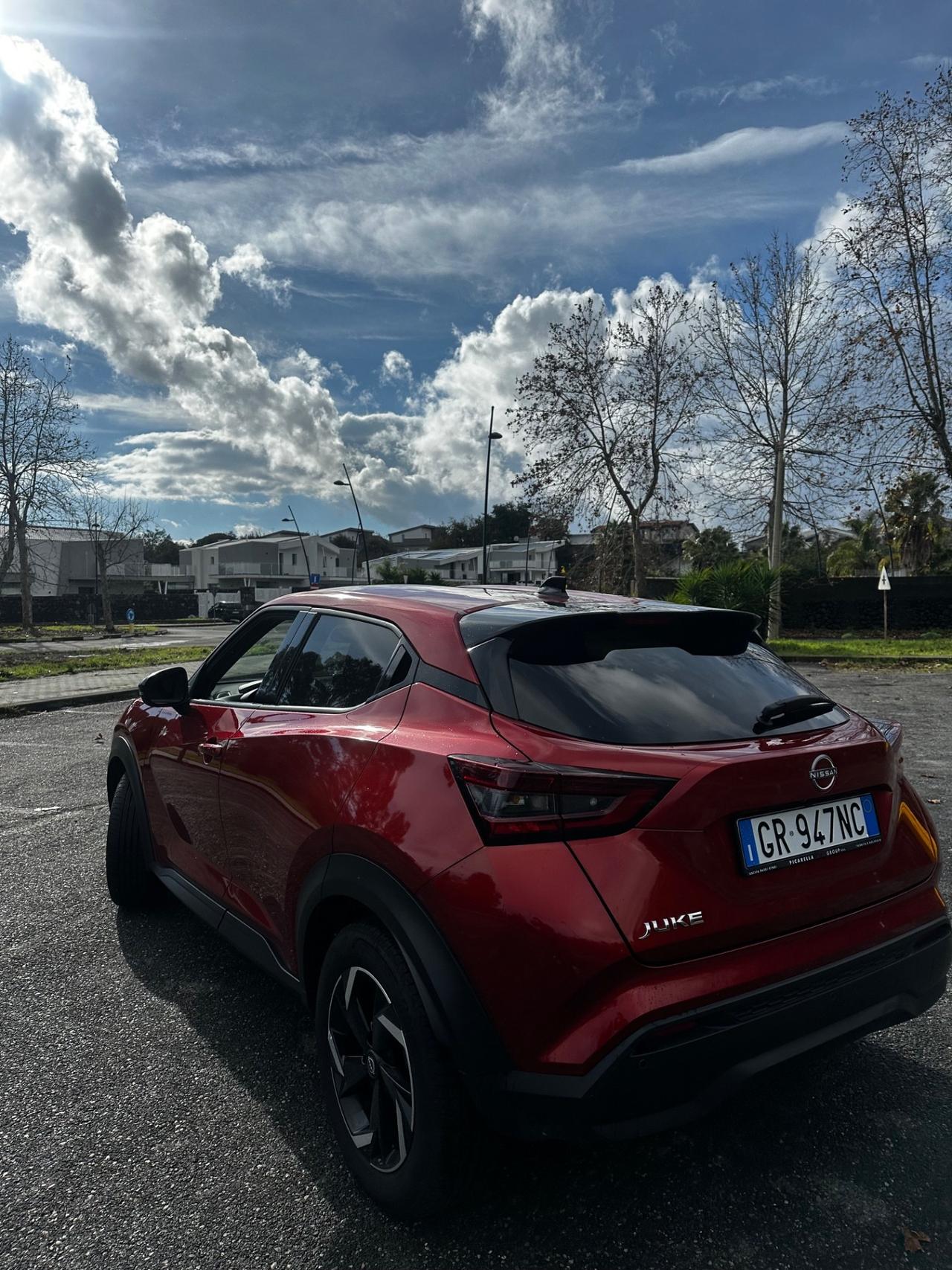 Nissan Juke 1.0 DIG-T 114 CV N-Design