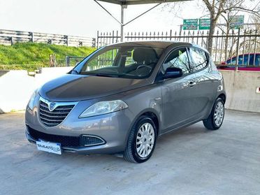 LANCIA Ypsilon 1.2 69 CV 5 PORTE OK NEOPATENTATI GOLD POCHI KM