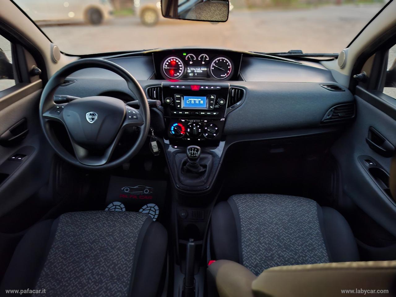 LANCIA Ypsilon 1.0 FireFly 5p.S&S Hybrid Silver