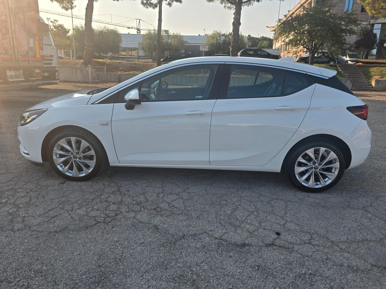 Opel Astra 1.6 CDTi 136CV Start&Stop 5 porte Innovation