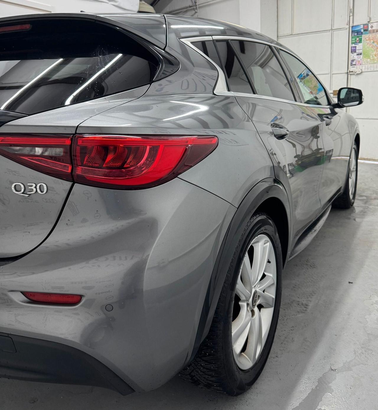 Infiniti Q30 1.5 diesel Premium Tech