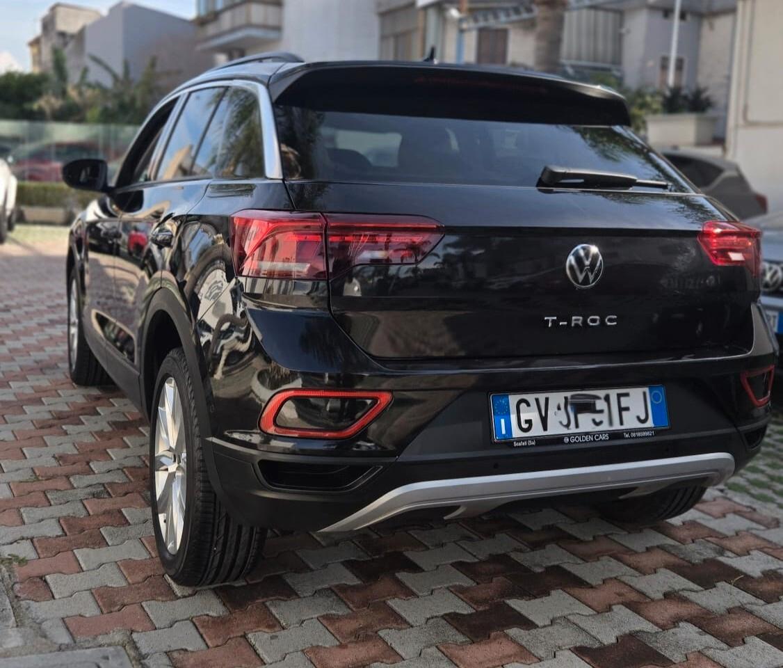 Volkswagen T-Roc 2.0 tdi Style 150CV dsg Uff Italy Led USB App Lega