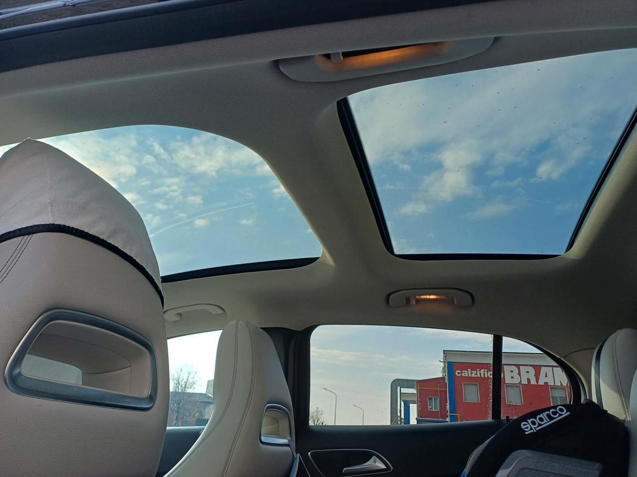 Mercedes-benz GLA 200 d Automatic 4Matic Premium