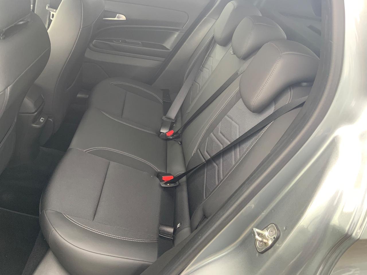 Jeep Avenger 1.2 Turbo 100 CV Summit