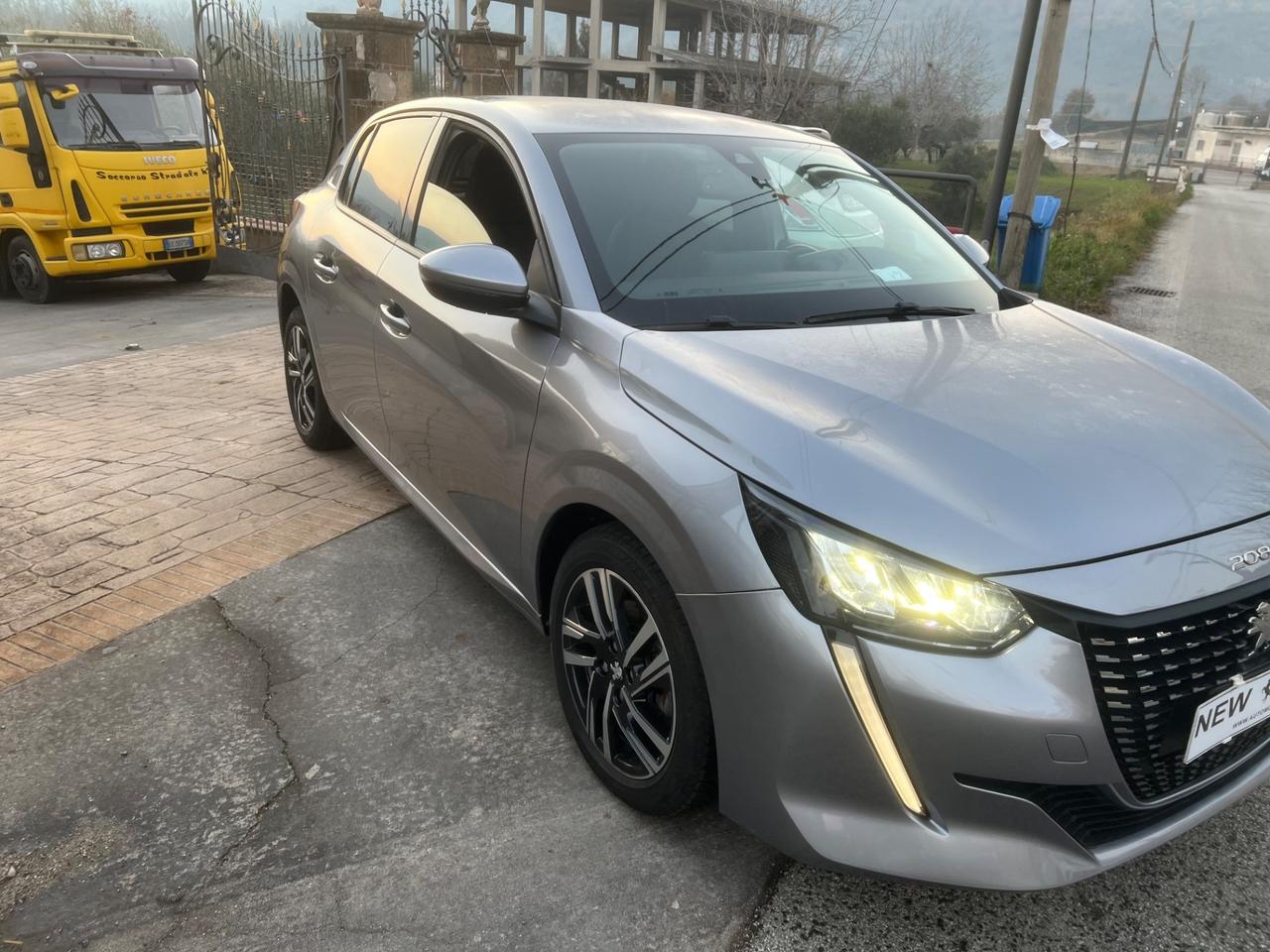 Peugeot 208 BlueHDi 100 Stop&Start 5 porte Allure Navi Pack