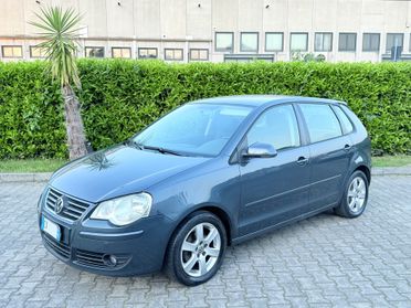 Volkswagen Polo 1.4/80CV TDI 5p. Sportline