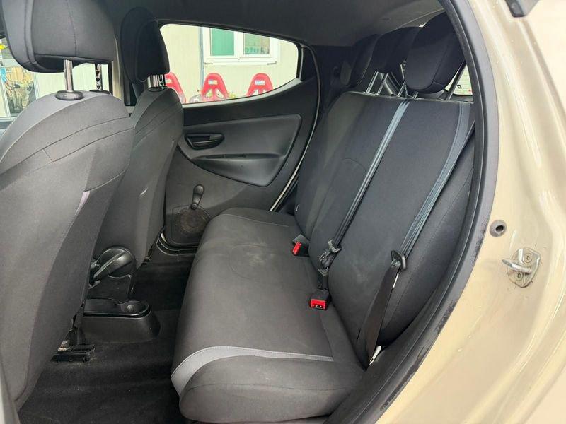 Lancia Ypsilon 1.2 69cv Silver