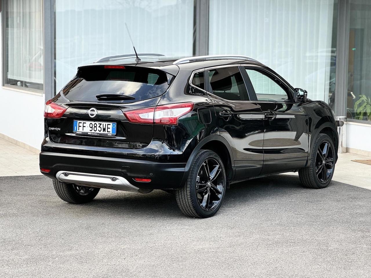 Nissan Qashqai 1.6 dCi 4WD Black Edition E6 - 2016